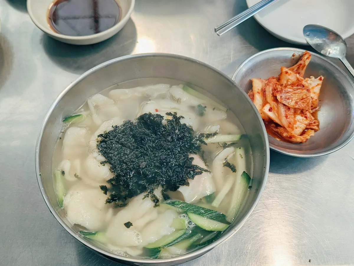 설 떡국, 집에서 육수부터 간단히 준비하는 법